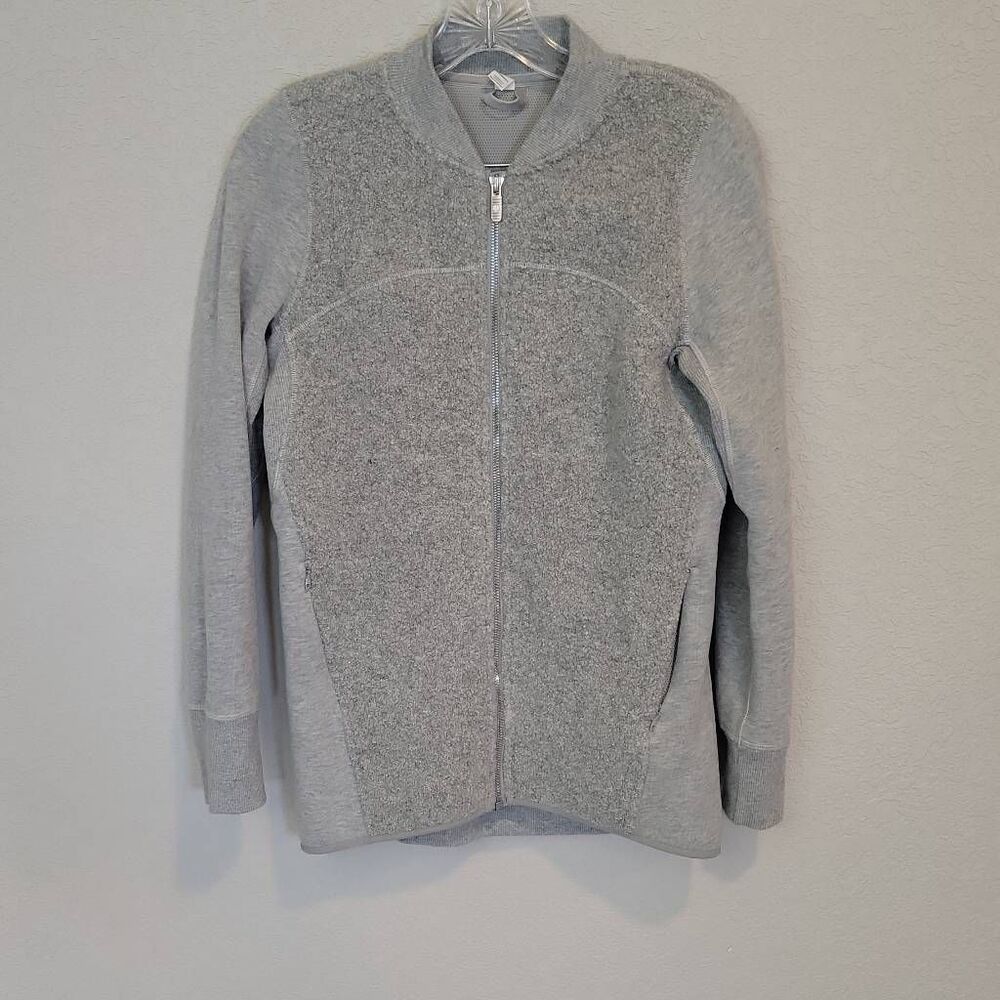 Lululemon Women's Sherpa Fleece Jacket Heathered Grey Size 4